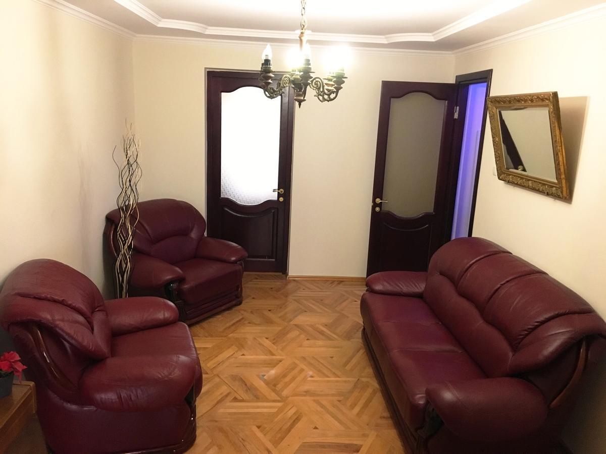 Chekin Imereti Kutaissi Exterior foto